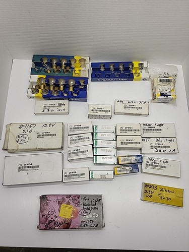 Dozens assorted light bulbs - dozens, of
